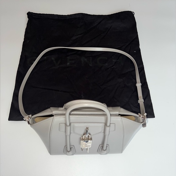 Authentic Mini Antigona Lock gray Leather Satchel - Picture 2 of 7